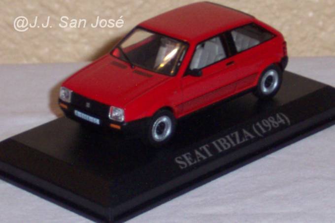 COLECCION NUESTROS QUERIDOS COCHES 065.jpg