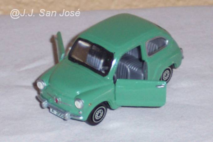 SEAT 600. GUISVAL. 013.jpg