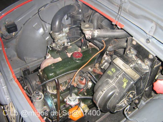 RenaultDauphinMA_06.jpg