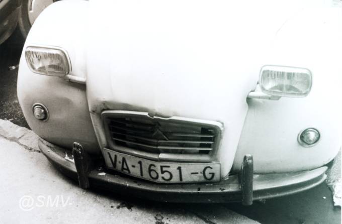 Citroen2CV_VA-1651-G_01.jpg