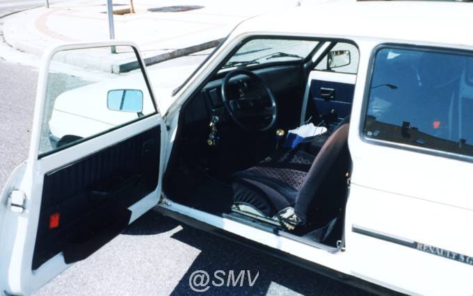 Renault5TL_VA-9728-B_02.jpg