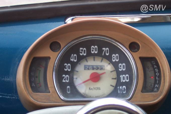 SEAT_600N_CUADRO.JPG