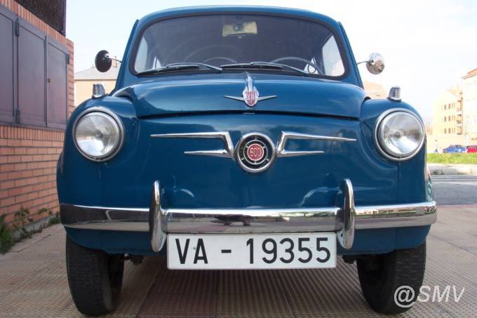 SEAT_600N_FRENTE.JPG