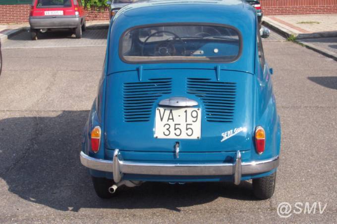 SEAT_600N_TRASERA.JPG