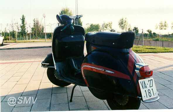 VESPA150SLATERAL.jpg