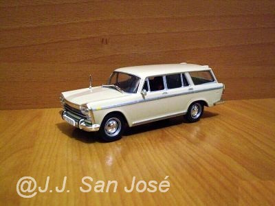 Seat 1500 Faminliar IXO beige 1.jpg